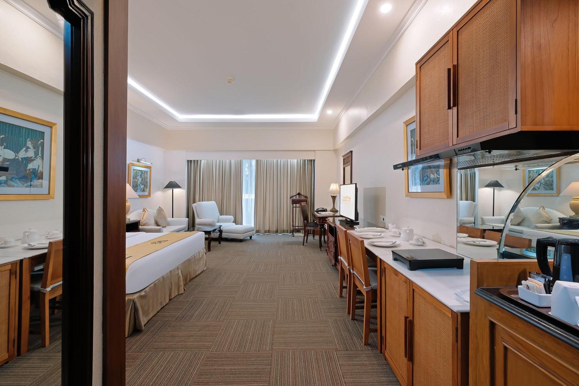 Sunlake Waterfront Resort & Convention Jakarta Luaran gambar